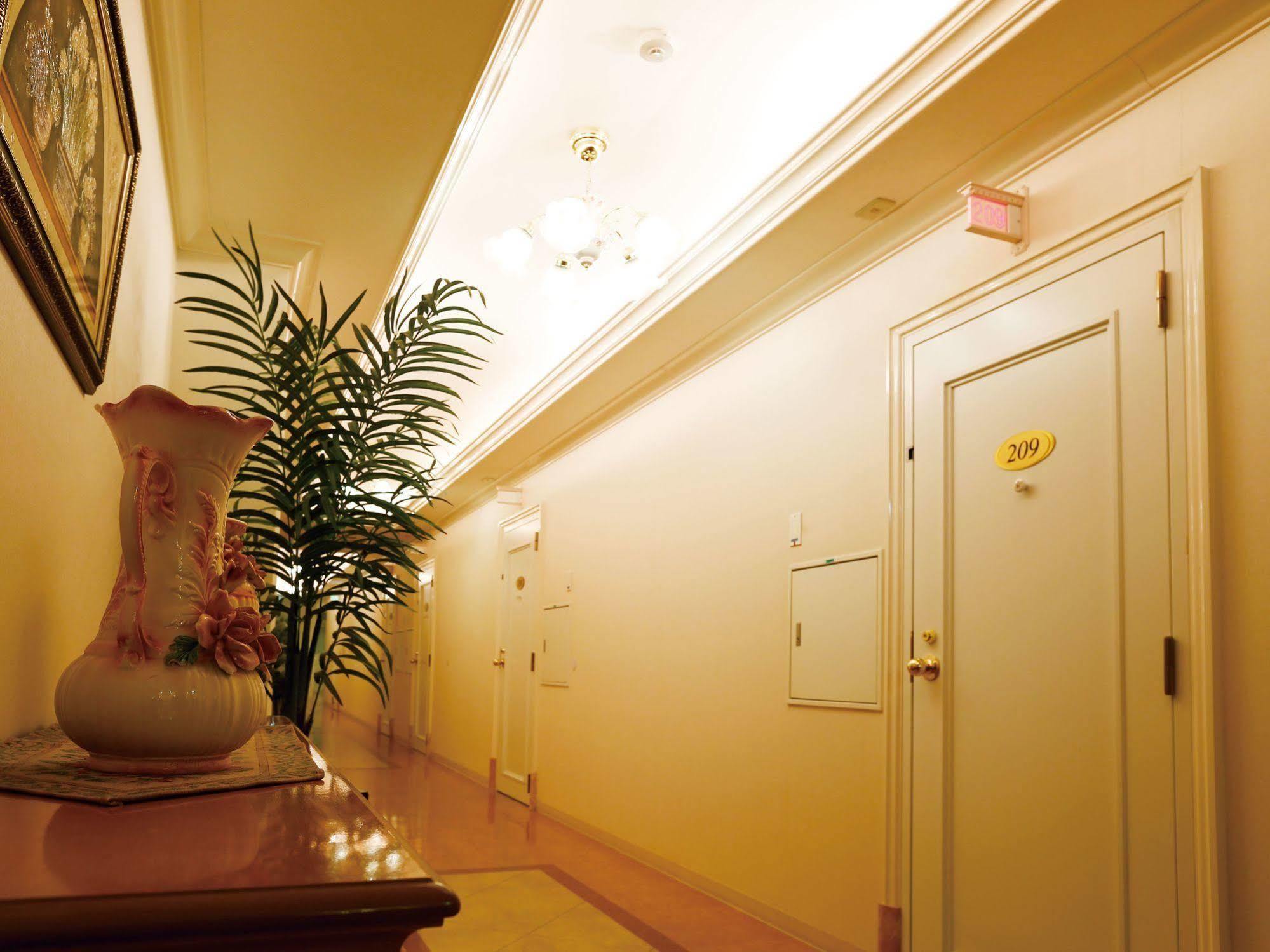 Hotel Fine Garden Umeda (Adults Only) Osaka Luaran gambar